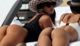 Csodaszép formáit villogtatta Karina Jelinek Miamiban