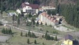 Perbe szállnak a kormánnyal a székelyek a Fenyő szálló miatt