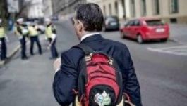 Múzeumi tárgy lesz Orbán Viktor hátizsákja