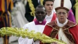 Ferenc pápa virágvasárnapi szentmisét mutat be