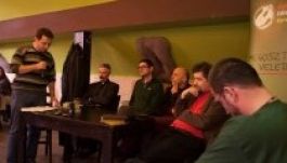 Mit keres Isten a költészetben?