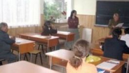 Háromezernél több tanár versenyvizsgázhat végleges állásra