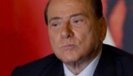 Egy év közhasznú munkavégzésre ítélték Silvio Berlusconit