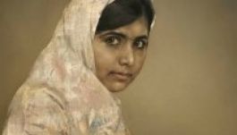 Elárverezik Malala Juszufzai portréját