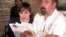 Apa és fia írt könyvet a felnőttben lakozó gyermeknek