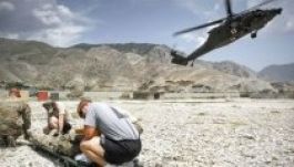 Brit katonák voltak az Afganisztánban lezuhant helikopter fedélzetén