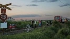 Csoda, hogy élve megúszta a vonatbalesetet az autós