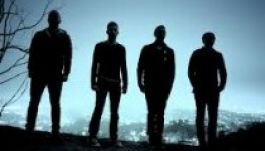 Könyvtárba küldi rajongóit a Coldplay