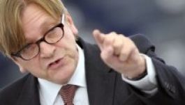 Nem kér az Euronews az orbánozást elhallgató tolmácsból