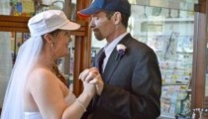 Halála előtt vette el választottját a súlyos beteg fiatalember