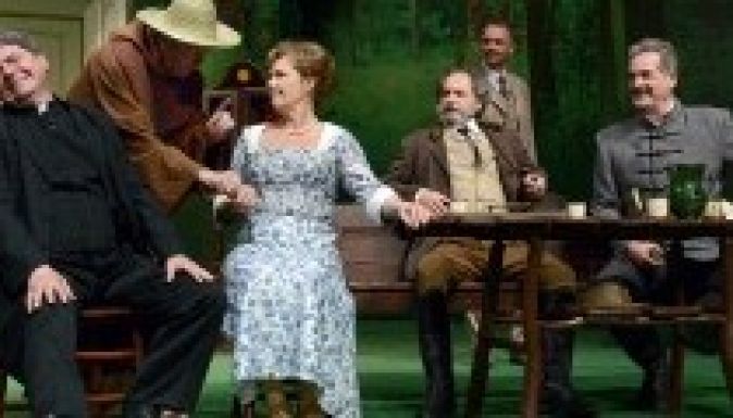 Egri vendégjátékok a Csíki Játékszínben