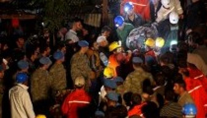 A török bányarobbanás után eddig 270 halottat számoltak