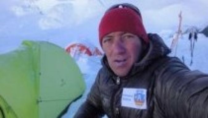 Oxigénpalack nélkül indult az Everestre egy román-szlovák páros