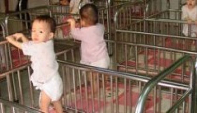 Megemelnék az állami gondozott gyerekeknek járó támogatást