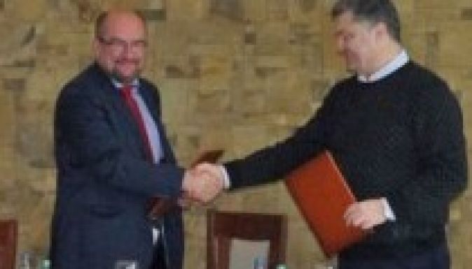 A KMKSZ gratulált Porosenkónak választási sikeréhez