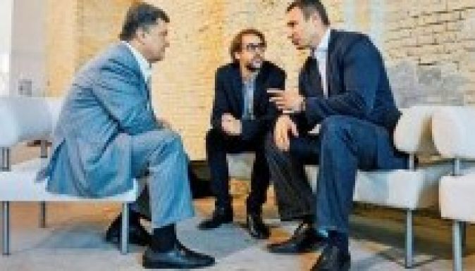 Porosenko: háborús állapotok uralkodnak Kelet-Ukrajnában