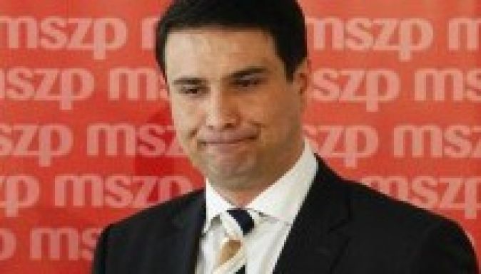 Lemondott Mesterházy Attila az MSZP elnöki tisztségéről