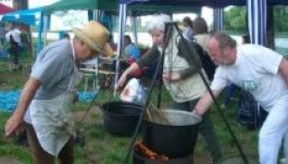 Családi majálist tartottak a Maros-parton (GALÉRIA)