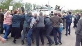 Kreml: Kijev lerombolja az utolsó reményt is a békés rendezésre