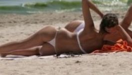 Hétfőtől olcsóbb a tengerparti üdülés