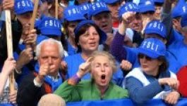 A tanügy teljes átszervezését követelik a pedagógusok