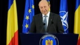 Băsescu szerint Kijevnek tárgyalnia kell az orosz kisebbséggel