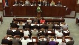 A vajdasági képviselők elfogadták az új statútum tervezetét