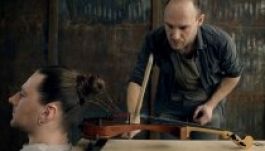 Így szól a hajtincsekkel húrozott hegedű (VIDEÓ)