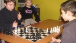 Ősztől sakkozni tanulnak az elsősök és a másodikosok