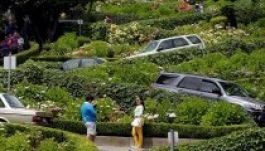 Vége a kocsikázásnak a világ legkanyargósabb utcáján