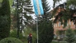 A rendőrségről került elő az óriási székely zászló