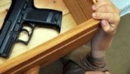 Óvodás bátyja lőtte fejbe a másfél éves gyermeket