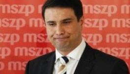 Lemondott Mesterházy Attila az MSZP elnöki tisztségéről