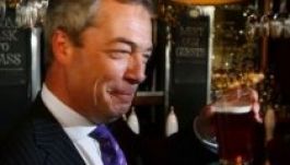 Farage: nem a románokkal, hanem Romániával van bajom