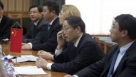 Emigráns rokonai miatt több kínai hivatalnokot megbüntettek