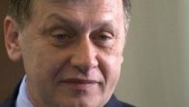 Crin Antonescu mégsem akar államelnök lenni
