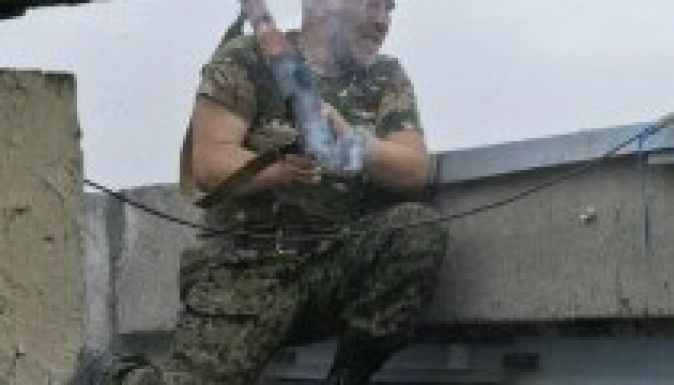 Kijev hadiállapot bevezetését fontolgatja Keleten