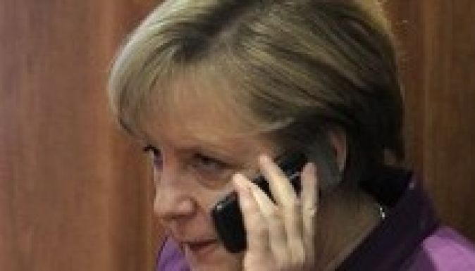 Ügyészségi vizsgálat indult Merkel megfigyelése ügyében
