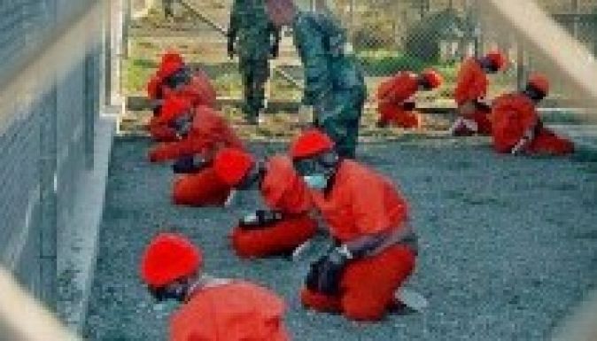 Jelentős számú guantánamói fogoly elszállíttatására készülnek