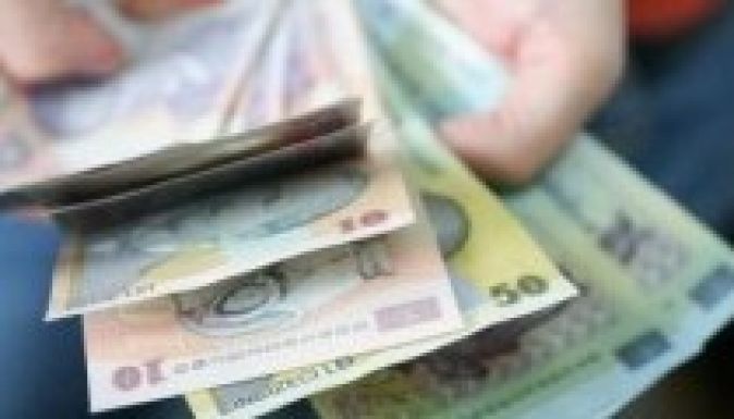 Áprilisban is nőtt a nettó átlagbér Romániában