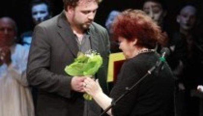 Kiosztották a társulati díjakat a Szigligeti Színházban