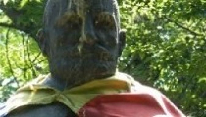 Bethlen Gábor szobrát gyalázták meg Nagyváradon