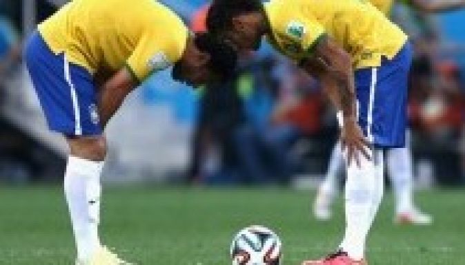Foci-vb: holland-chilei rangadó Brazília elkerüléséért