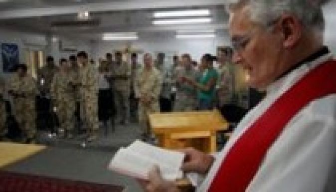 Lemondott a pedofíliával vádolt ausztrál püspök