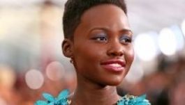 Az Oscar-díjas Lupita Nyong'o is játszik a Csillagok háborújában