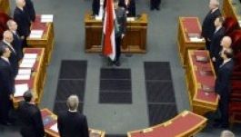 Esküt tettek a harmadik Orbán-kormány miniszterei