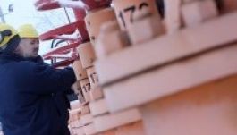 Magyarországon keresztül ömlik a gáz Ukrajnába