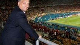 Orbán Viktor élőben nézi meg a focivébé döntőjét