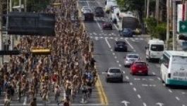 Meztelenül tüntettek a mexikóvárosi bringások (GALÉRIA)