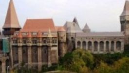 Imádják a külföldi turisták Vajdahunyad várát